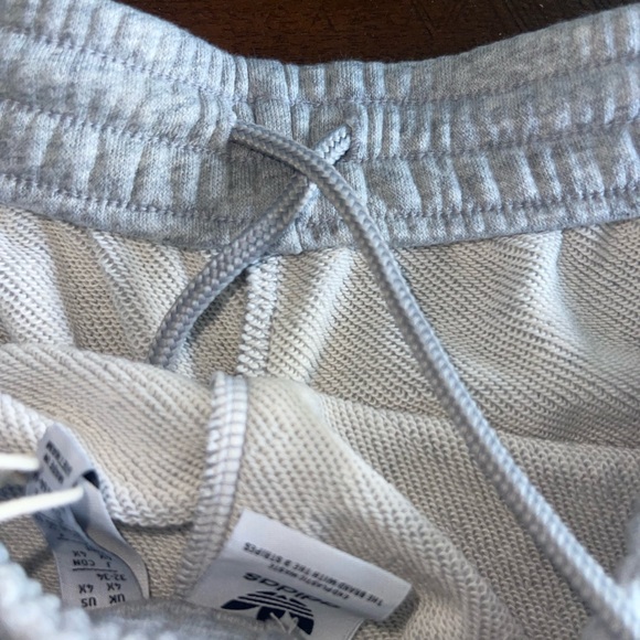 Adidas Essential Original Plus Size Gray‎ Shorts 4X NEW - Picture 5 of 8